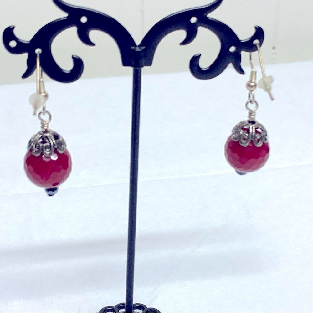 Sparking Red Faceted Crystal Drop Dangle Earrings 1.75” Vintage Gorgeous